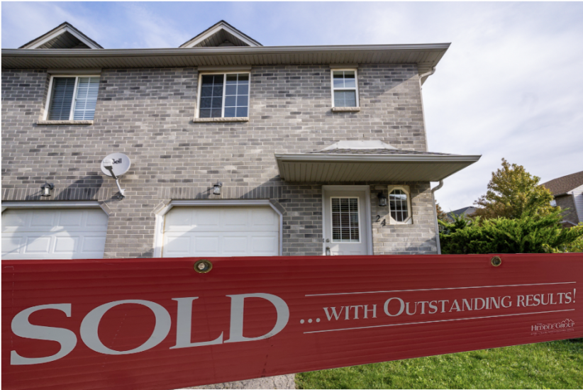 Property listing for #24-39 Pinewoods Dr., Stoney Creek, Ontario